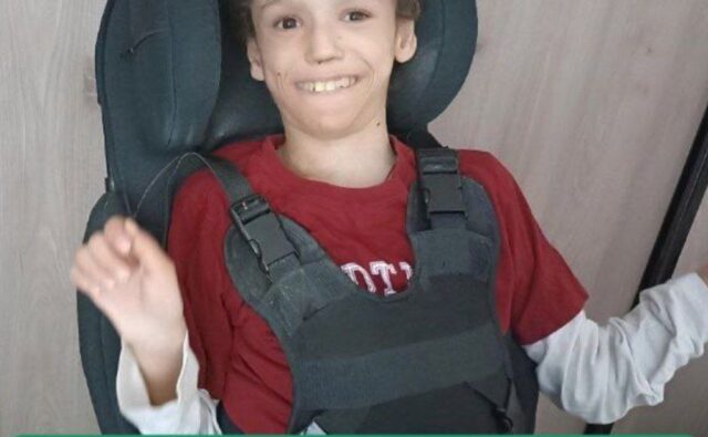 Каково это – не иметь возможности самому изменить положение тела, почувствовать свободу движения?