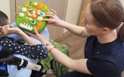 Кто обнимет ребенка, если мамы нет рядом? 💔